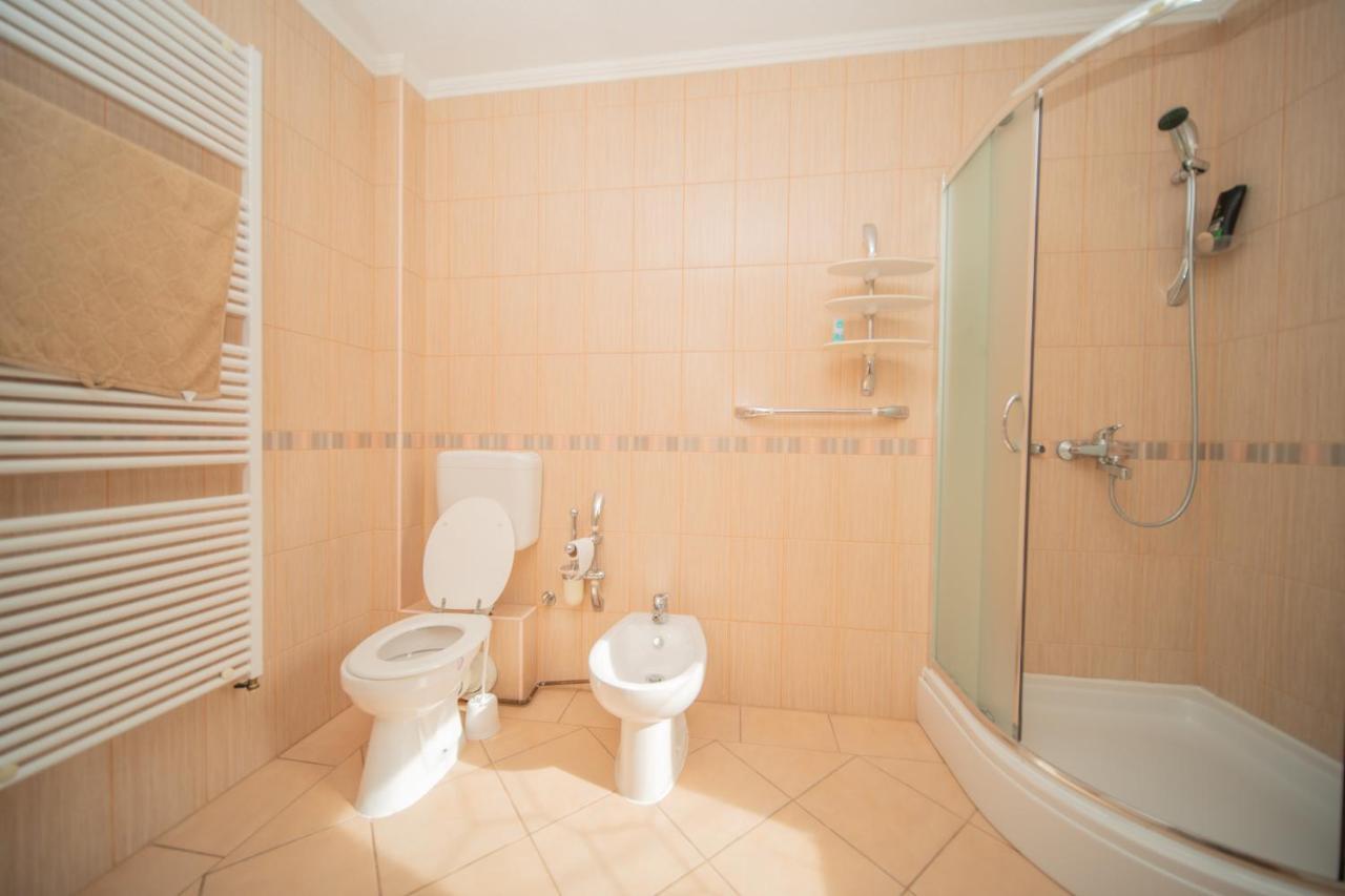 The View Apartment Visoko Buitenkant foto