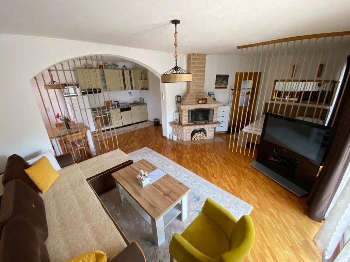The View Apartment Visoko Buitenkant foto