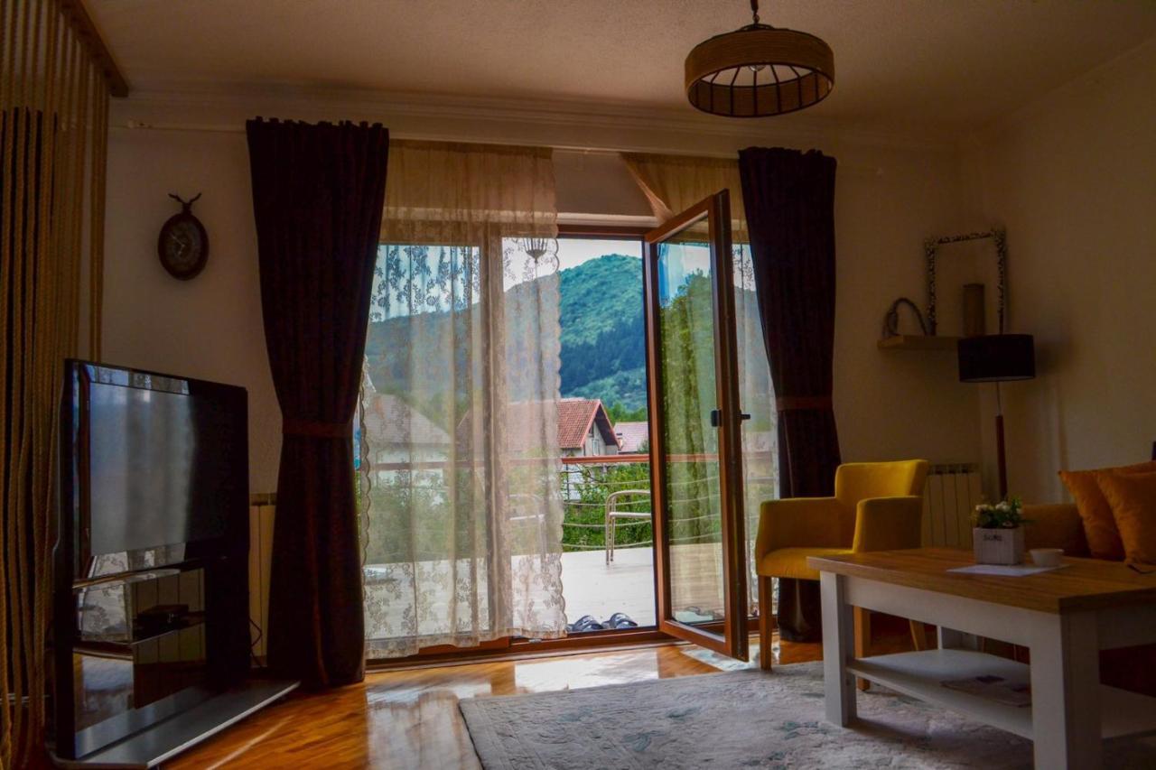 The View Apartment Visoko Buitenkant foto