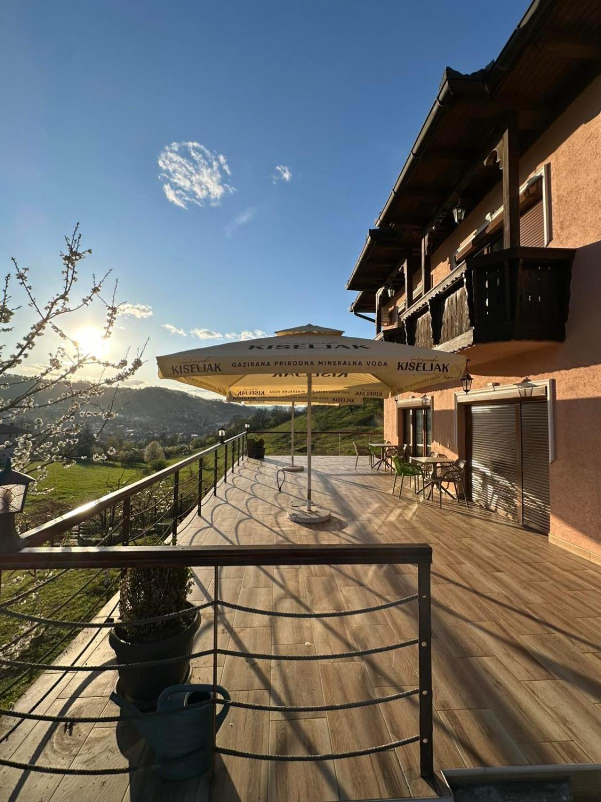 The View Apartment Visoko Buitenkant foto